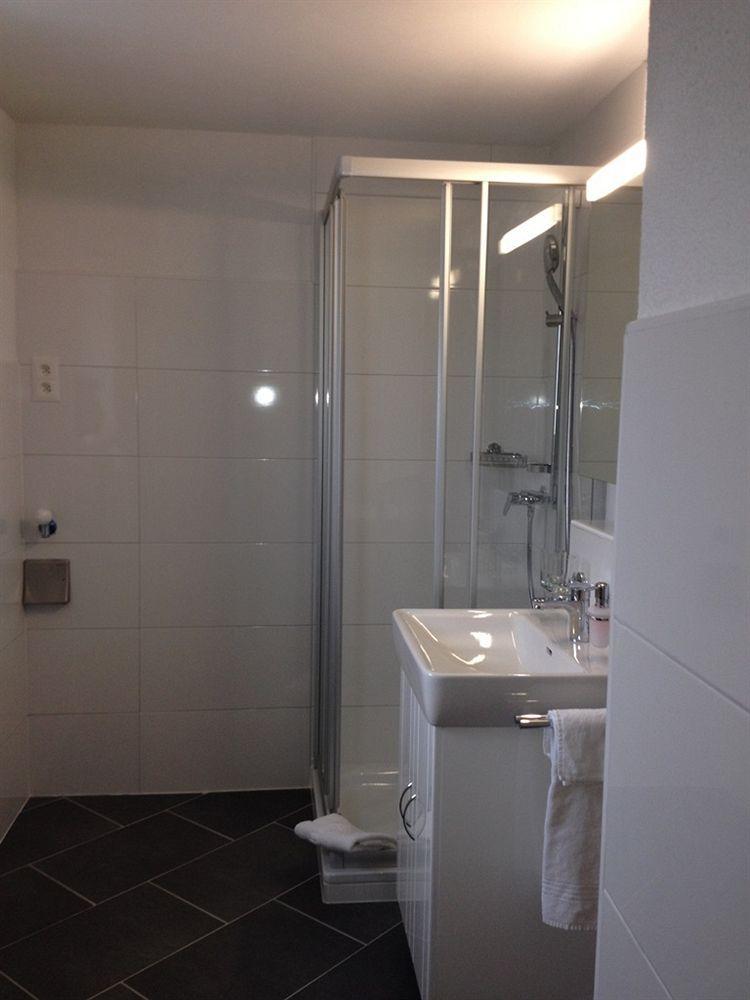Residence Apartments By Hotel Du Commerce Basilea Esterno foto