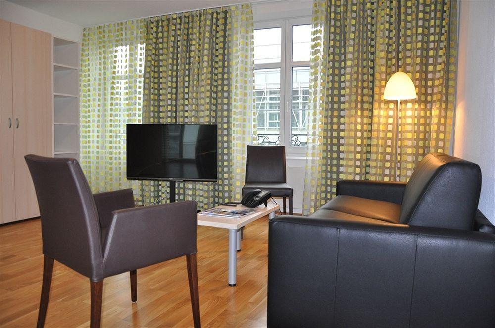 Residence Apartments By Hotel Du Commerce Basilea Esterno foto